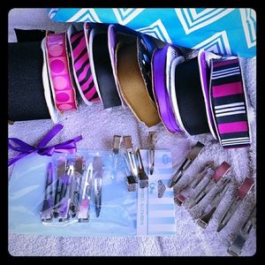 Ribbon & Clips